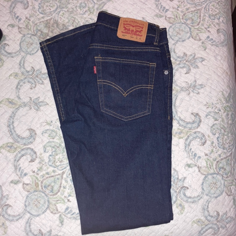Boys 28x30 (16) Levi’s 502 Regular Taper Dark wash jeans